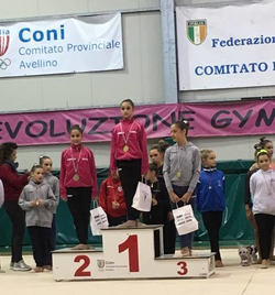 SORRENTO PROTAGONISTA CON GINNASTICA SORRENTO E GYMACADEMY RITMICA 